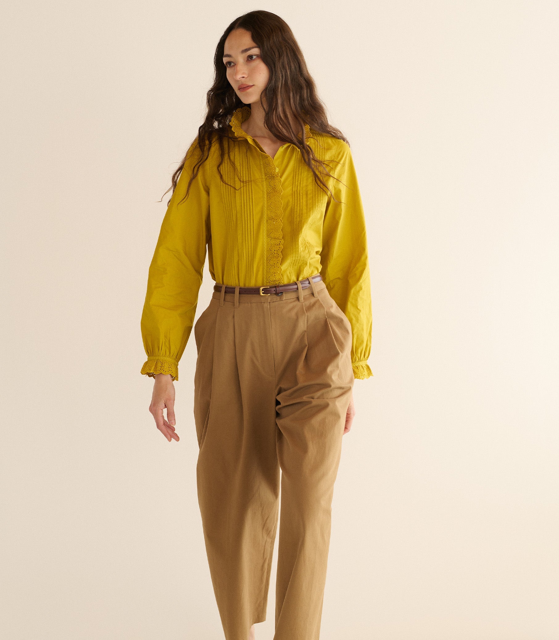 LEANDRA TOP -- OAKMOSS