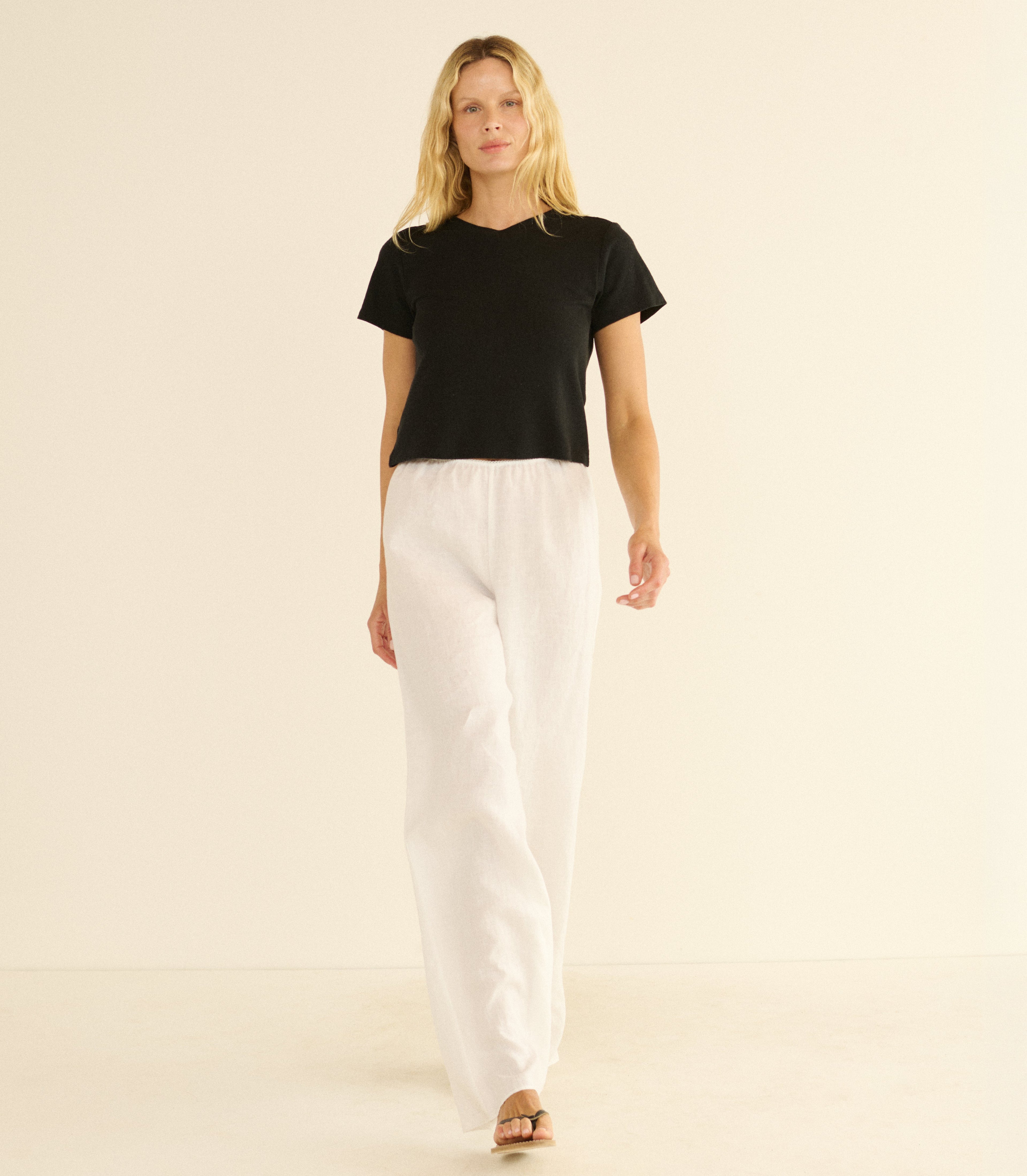 MONT TEE -- BLACK