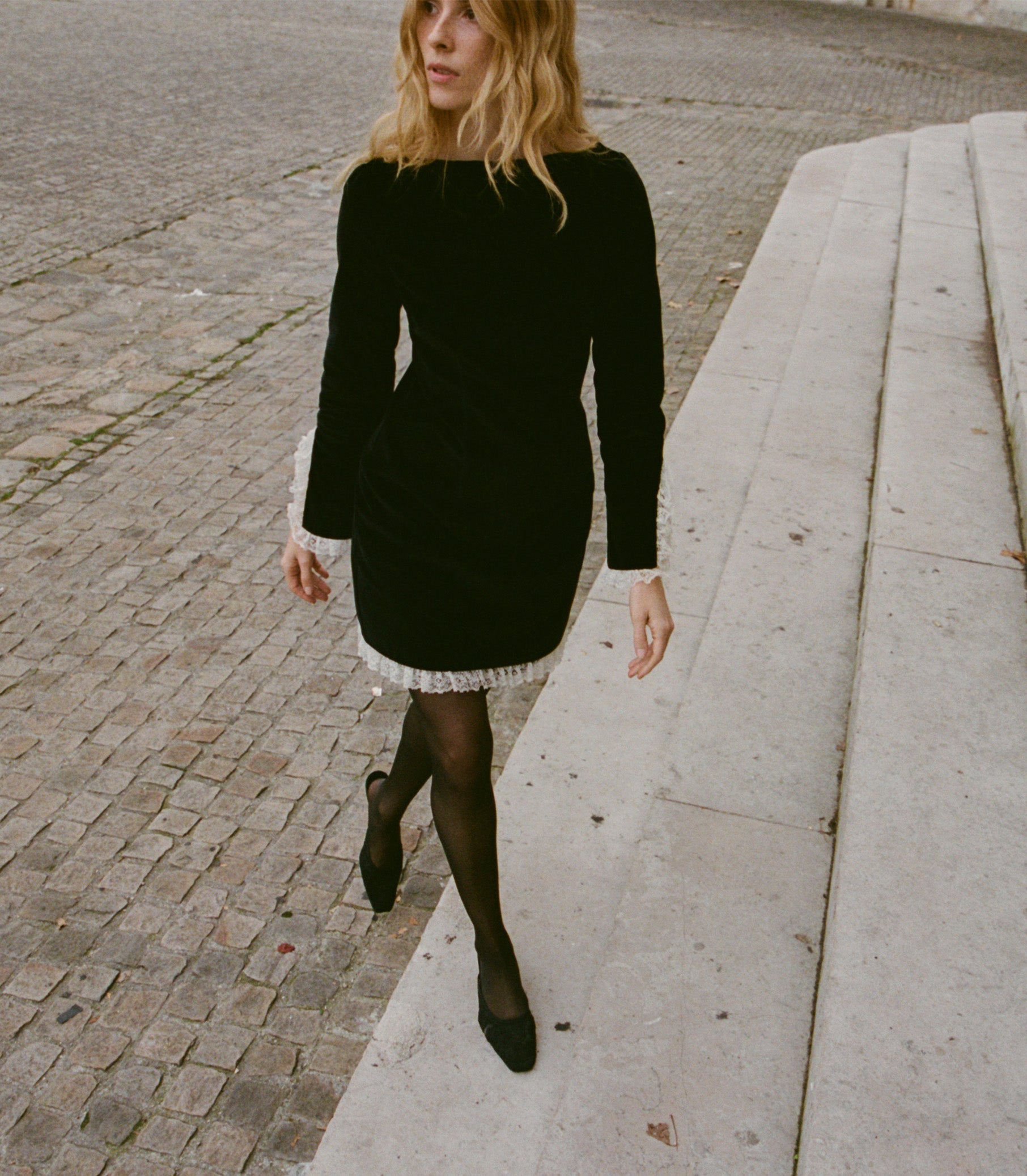 SAVINE DRESS -- BLACK
